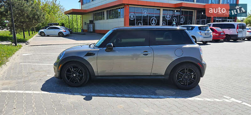 Хэтчбек MINI Hatch 2012 в Хмельницком