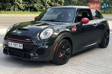 Хетчбек MINI Hatch 2016 в 