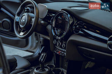 Хетчбек MINI Hatch 2021 в Києві