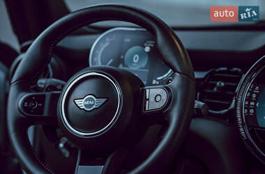 Хетчбек MINI Hatch 2021 в 