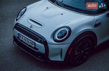Хетчбек MINI Hatch 2021 в 