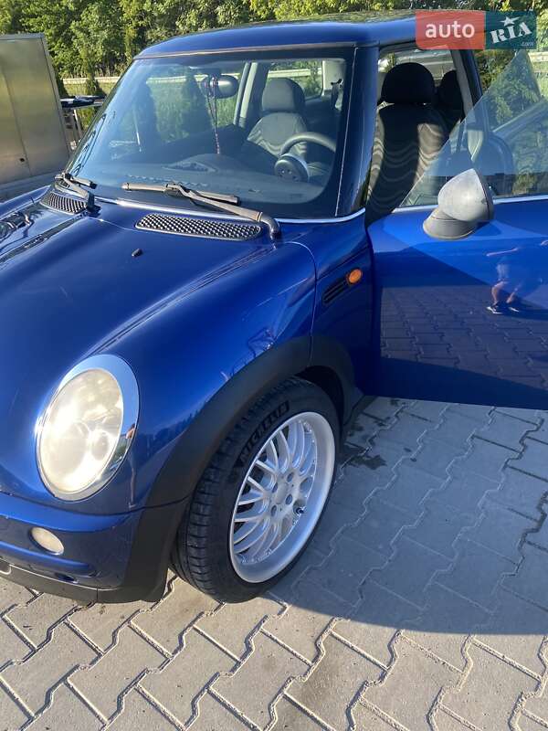 Хэтчбек MINI Hatch 2001 в Тернополе
