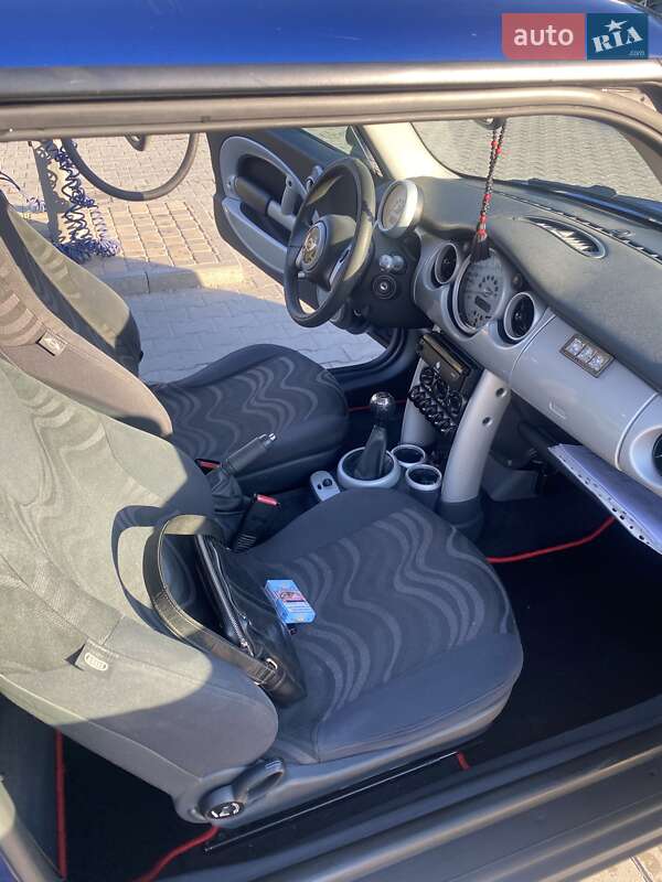 Хэтчбек MINI Hatch 2001 в Тернополе