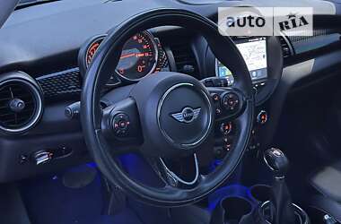 Хетчбек MINI Hatch 2015 в Києві