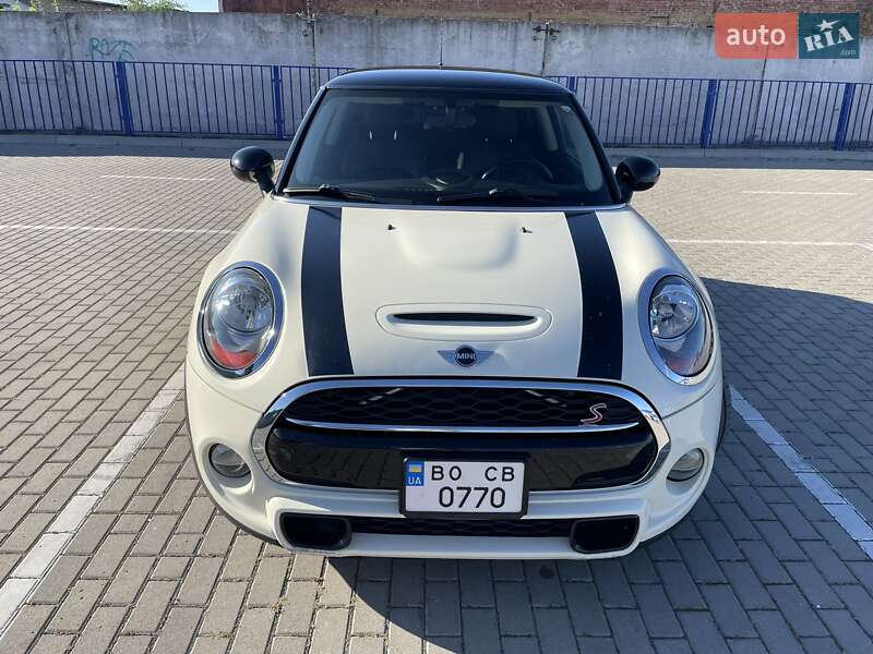 Хэтчбек MINI Hatch 2014 в Тернополе
