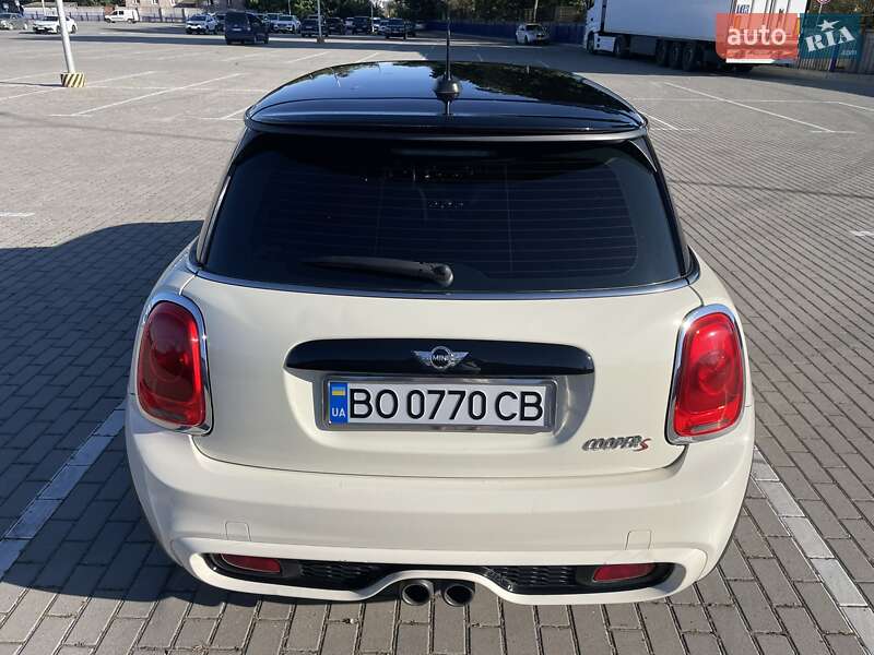 Хэтчбек MINI Hatch 2014 в Тернополе