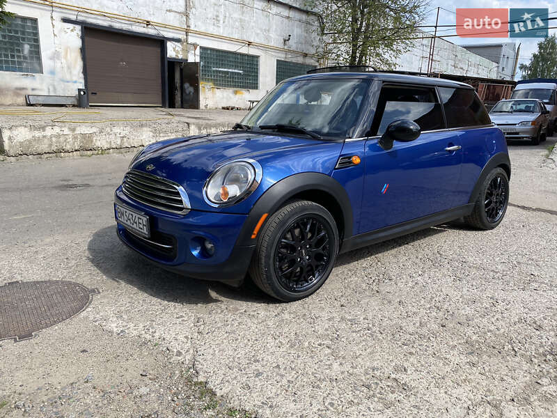 Хетчбек MINI Hatch 2013 в Сумах