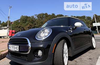 Хэтчбек MINI Hatch 2017 в 