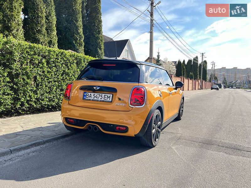 Хэтчбек MINI Hatch 2014 в Киеве фото 9 Хэтчбек MINI Hatch 2014 в Киеве