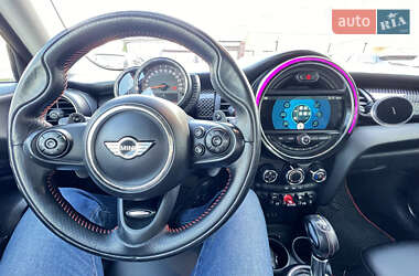 Хэтчбек MINI Hatch 2014 в Киеве фото 12 Хэтчбек MINI Hatch 2014 в Киеве