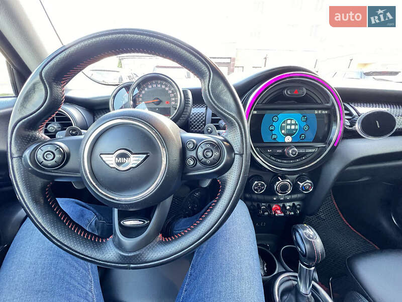 Хэтчбек MINI Hatch 2014 в Киеве фото 12 Хэтчбек MINI Hatch 2014 в Киеве