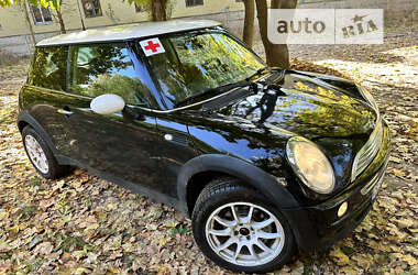 Хэтчбек MINI Hatch 2004 в Николаеве