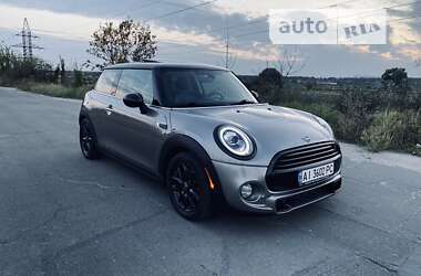 Хэтчбек MINI Hatch 2019 в Киеве