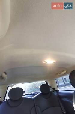 Хетчбек MINI Hatch 2013 в 