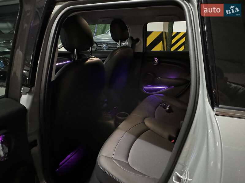 Хетчбек MINI Hatch 2021 в Києві