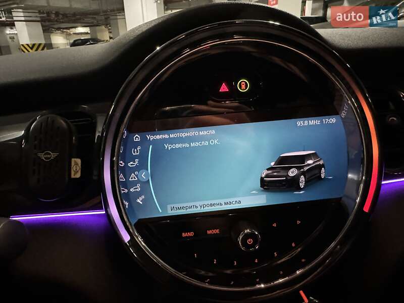 Хетчбек MINI Hatch 2021 в Києві