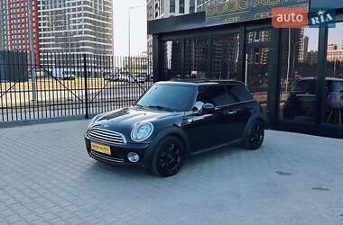 Хэтчбек MINI Hatch 2009 в Киеве