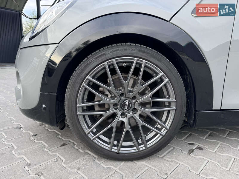Хэтчбек MINI Hatch 2016 в Киеве