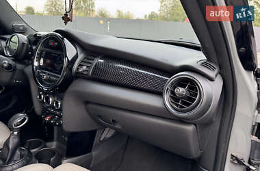 Хетчбек MINI Hatch 2016 в 