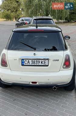 Хэтчбек MINI Hatch 2005 в Черкассах