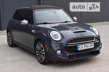 Хэтчбек MINI Hatch 2019 в Киеве