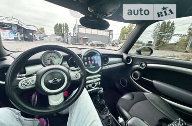 Хетчбек MINI Hatch 2007 в Пухівці
