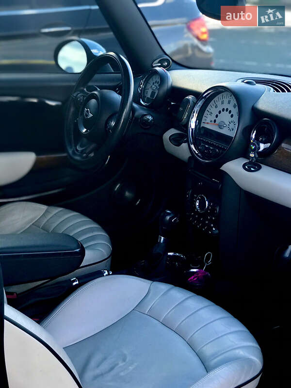 Хетчбек MINI Hatch 2012 в Полтаві