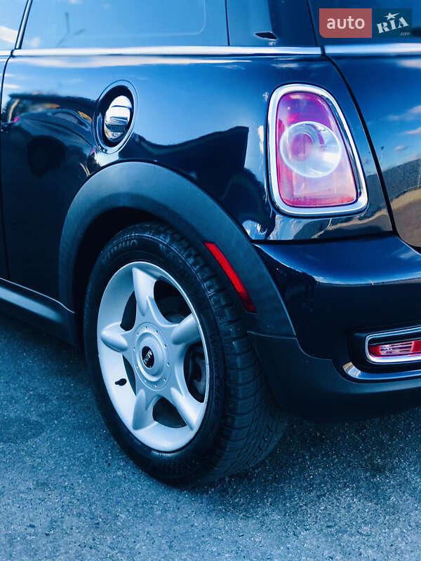 Хетчбек MINI Hatch 2012 в Полтаві