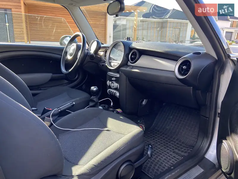 MINI Hatch