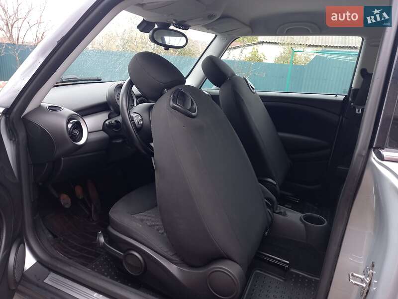 Хетчбек MINI Hatch 2007 в Котельві