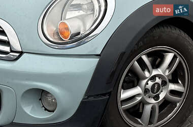 Хэтчбек MINI Hatch 2013 в Киеве