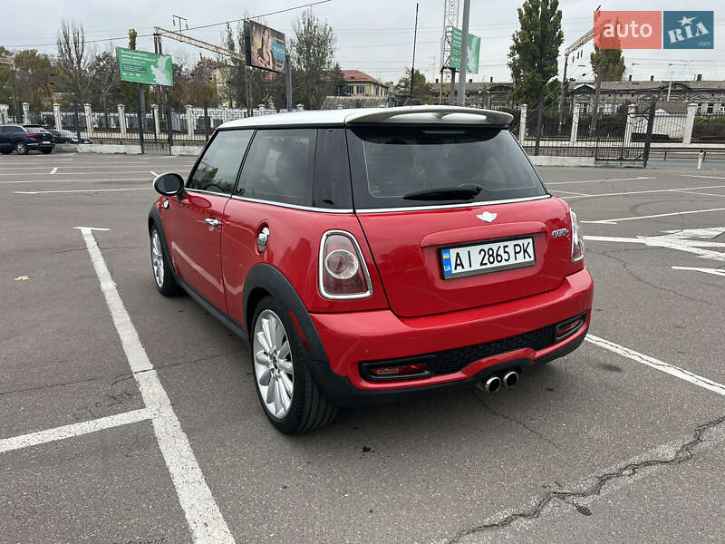Хетчбек MINI Hatch 2011 в Умані