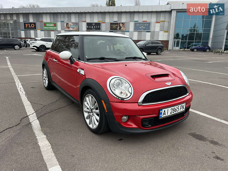 Хетчбек MINI Hatch 2011 в Умані
