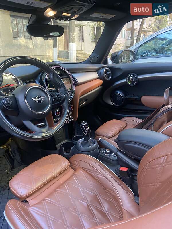 Седан MINI Hatch 2019 в Одесі