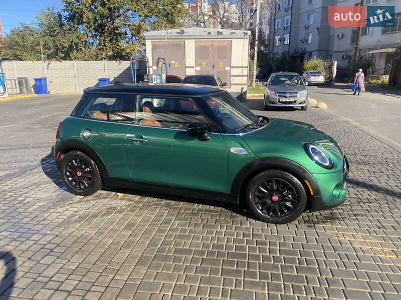 Седан MINI Hatch 2019 в Одесі