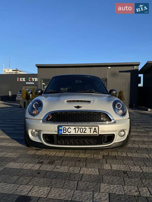 MINI Hatch 2012 MINI Hatch 2012