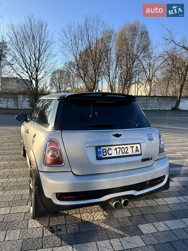 Хетчбек MINI Hatch 2012 в Львові