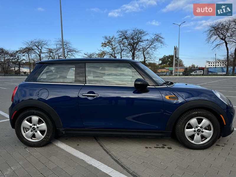 Хэтчбек MINI Hatch 2014 в Одессе