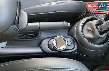 Хэтчбек MINI Hatch 2018 в 