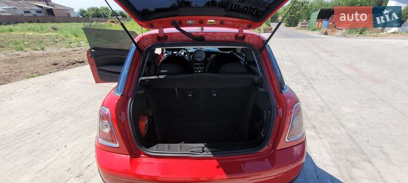 Хетчбек MINI Hatch 2009 в Черкасах