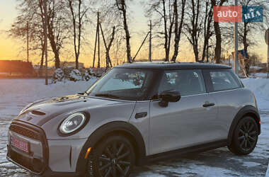 Хетчбек MINI Hatch 2022 в Києві