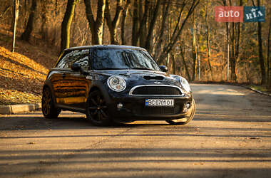 Хэтчбек MINI Hatch 2009 в Львове