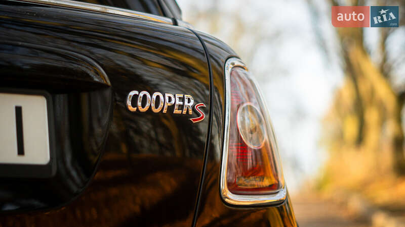 Хэтчбек MINI Hatch 2009 в Львове