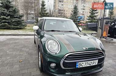 Хэтчбек MINI Hatch 2015 в Львове