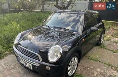 Хетчбек MINI Hatch 2004 в 