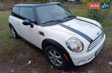 Хетчбек MINI Hatch 2009 в Яготині