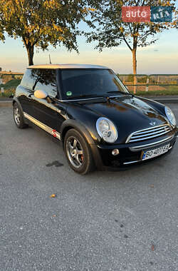 Хетчбек MINI Hatch 2005 в Почаєві