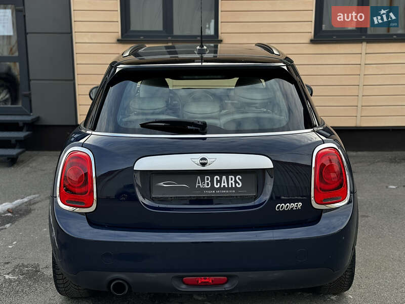 Хетчбек MINI Hatch 2015 в Києві