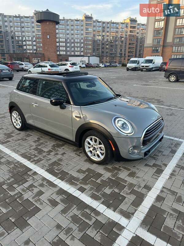 Хетчбек MINI Hatch 2020 в Києві