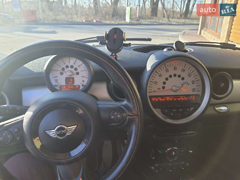 Хетчбек MINI Hatch 2012 в Броварах
